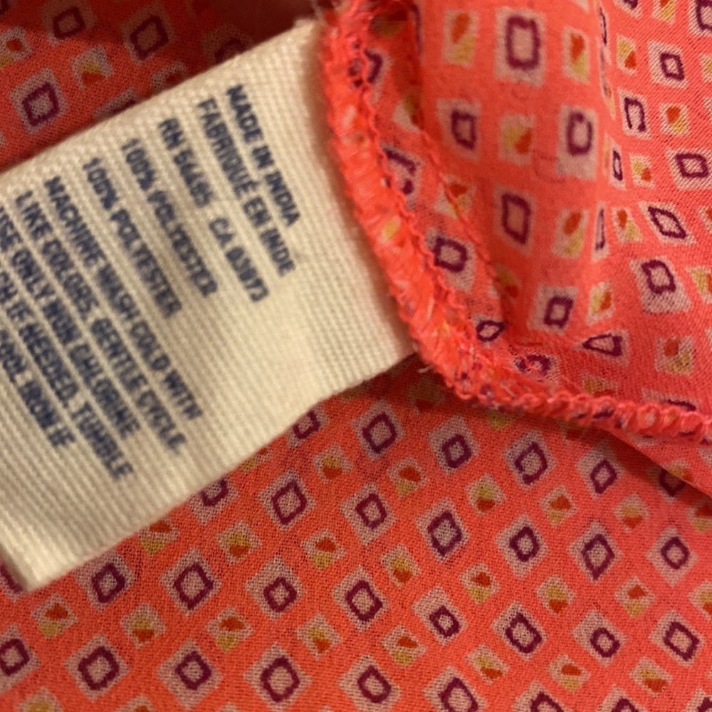 American Eagle Printed Button Down Blouse . Size M - image 4